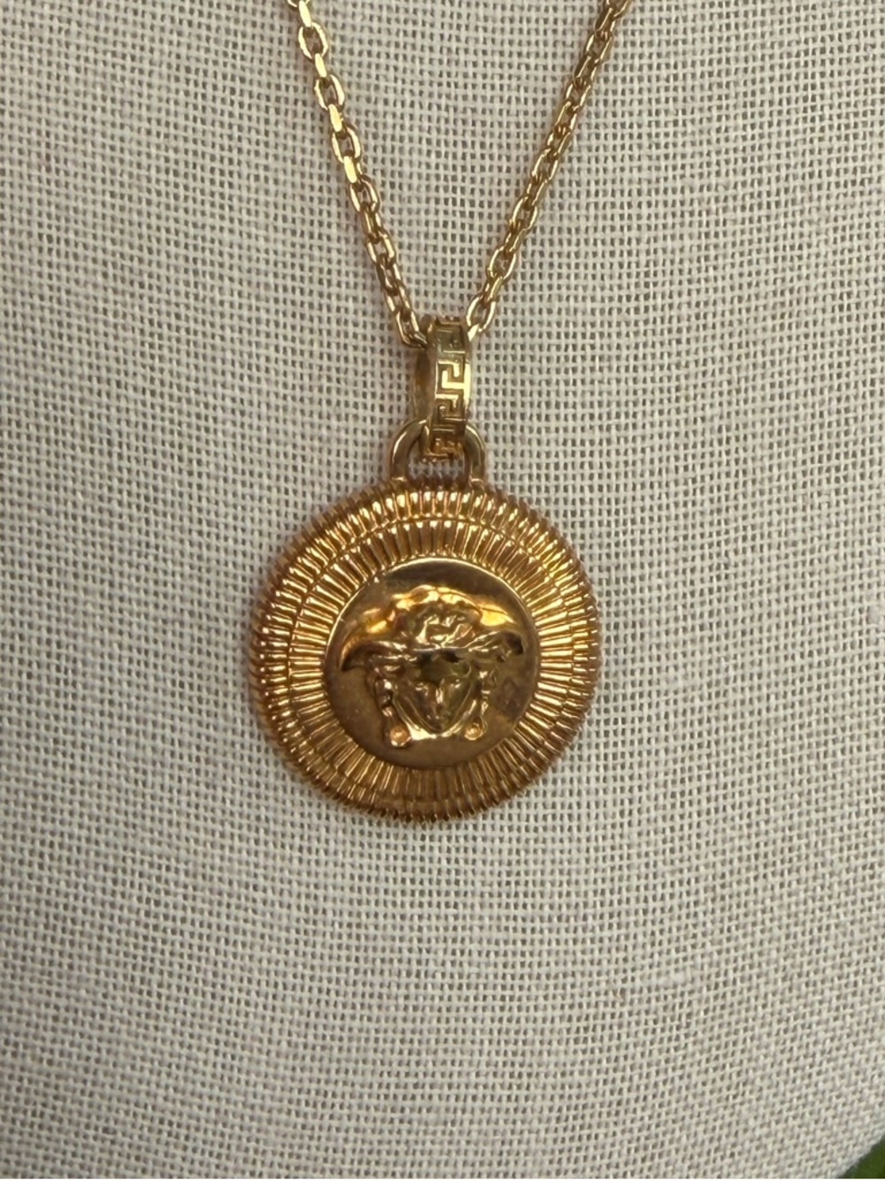 VERSACE Vintage Medusa Pendant Necklace